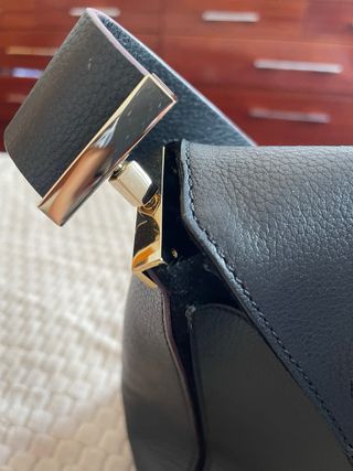 Bolso piel negro Purificación García 35€