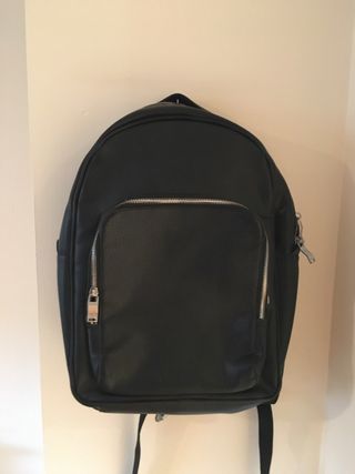 Mochila multifuncion Zara