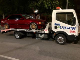 Servicio de grúa.