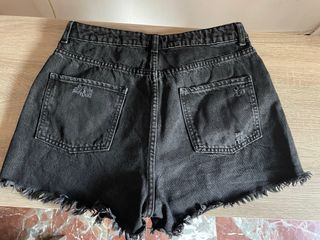 Vaqueros cortos negros