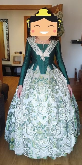 Traje de fallera