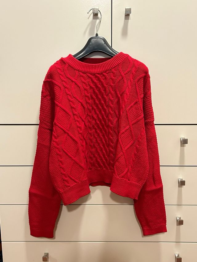 Maglioncino rosso Stradivarius