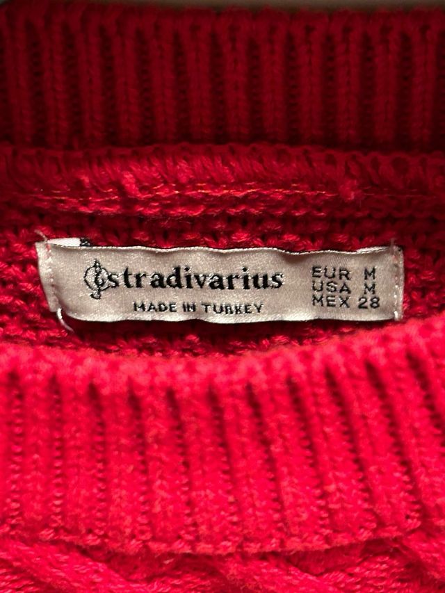 Maglioncino rosso Stradivarius