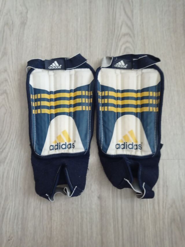 Espinilleras Adidas para futbol