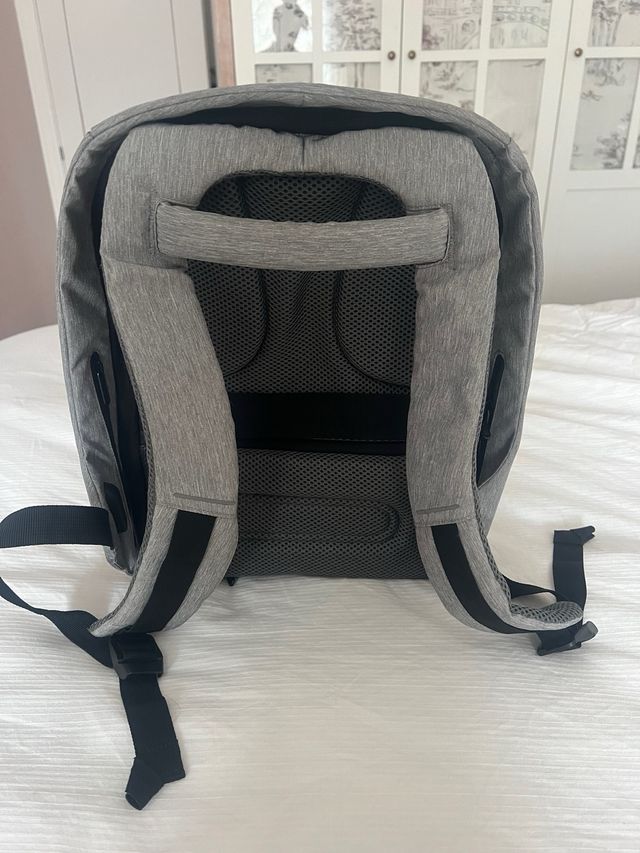 Mochila antirobo XDDesign