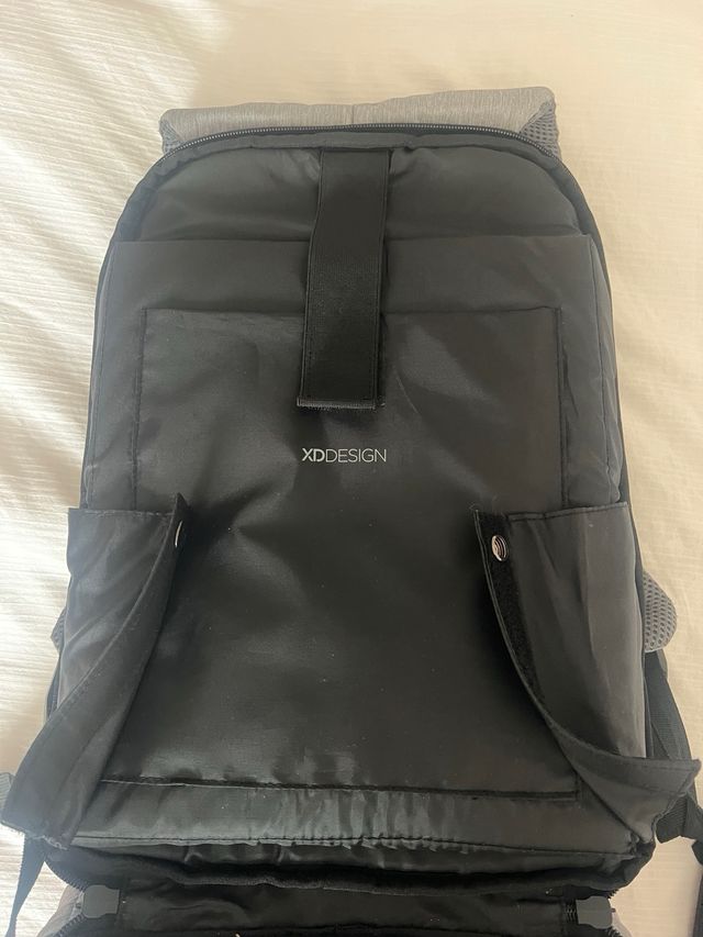 Mochila antirobo XDDesign