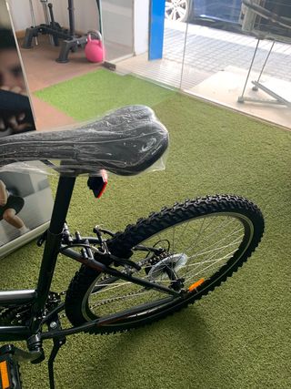 BICICLETA SCHIANO MONTAÑA 26'' de exposicion