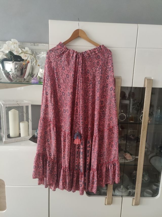 Falda de mujer ,es elástica vale para más tallas