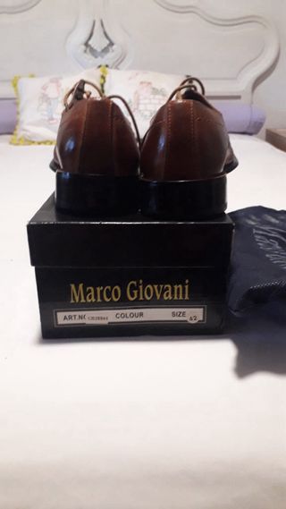 Zapatos marrones para traje
