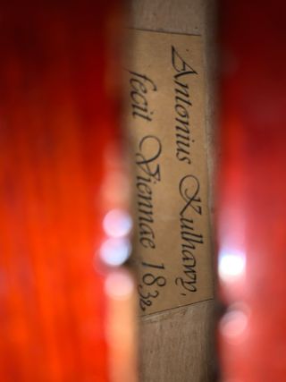Violín antiguo 4/4 del siglo XIX año 1832