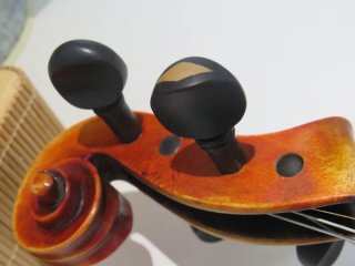 Violín antiguo 4/4. Etiqueta siglo XIX.