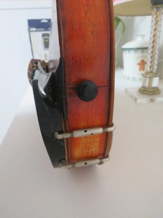 Violín antiguo 4/4. Etiqueta siglo XIX.