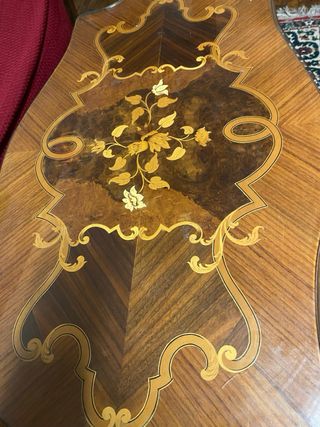 Tavolino intarsiato