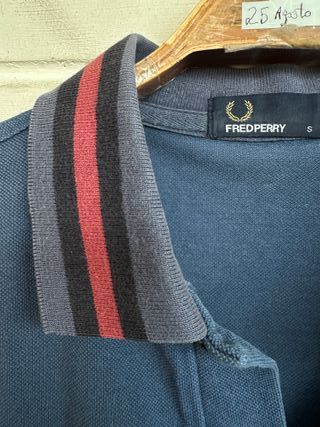 FRED PERRY polo azul manga corta talla S