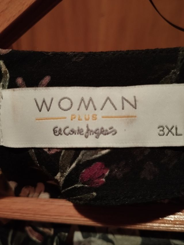 Blusa negra estampada talla 3XL de WOMAN
