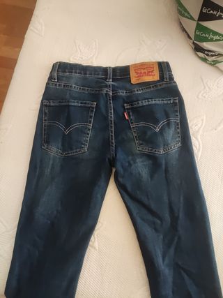 Pantalones vaqueros Levis talla12