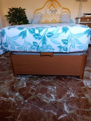 Canapé abatible y colchón viscoelástico