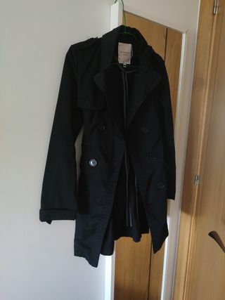 Gabardina chaqueta trench Bershka
