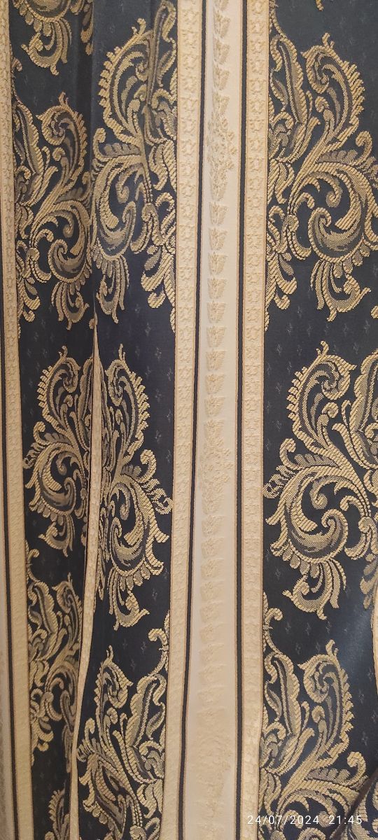 CORTINAS DE SALÓN 120€ LAS 3