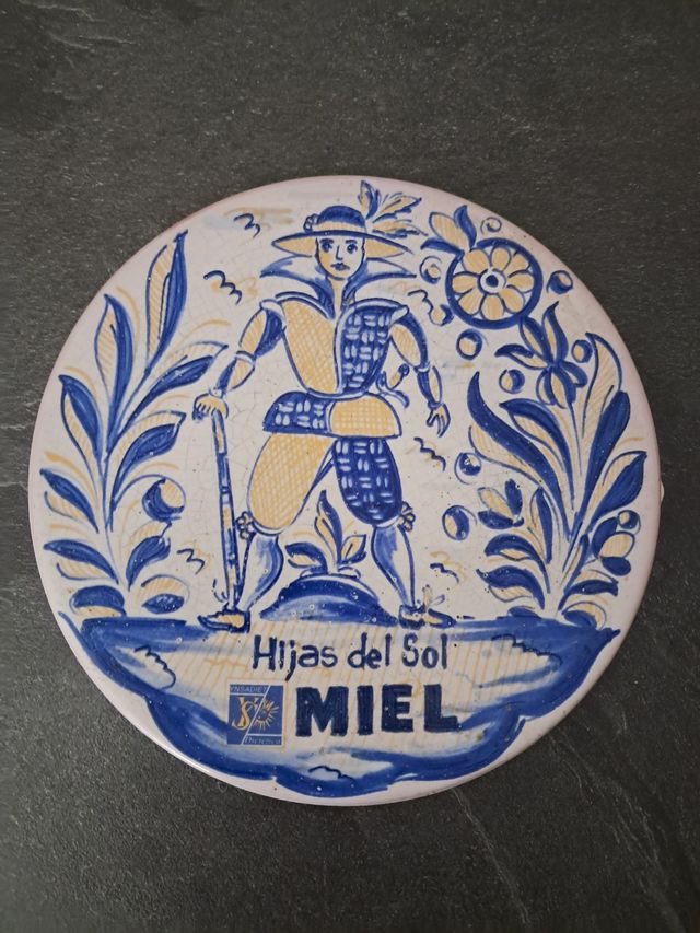 Plato de cerámica Hijas del Sol