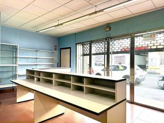 Local comercial en alquiler en Instituts - Universitat en Lleida