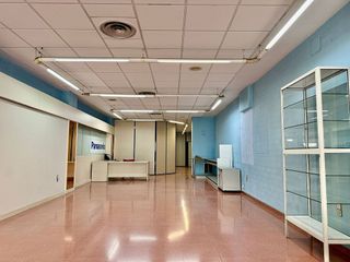 Local comercial en alquiler en Instituts - Universitat en Lleida