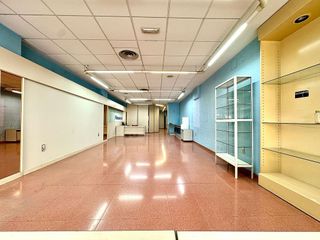 Local comercial en alquiler en Instituts - Universitat en Lleida