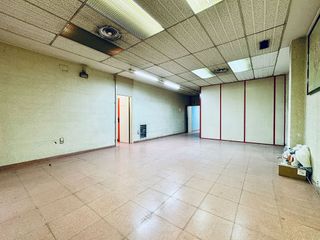 Local comercial en alquiler en Instituts - Universitat en Lleida