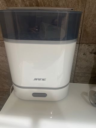 Esterilizador y calienta biberones