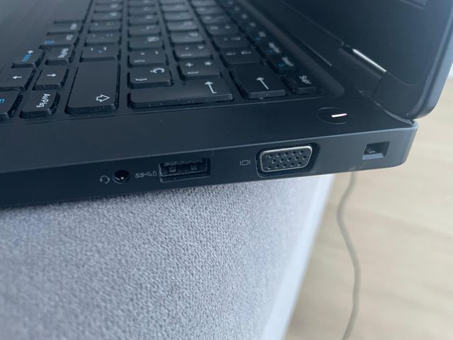 Portátil Dell Latitude 5840