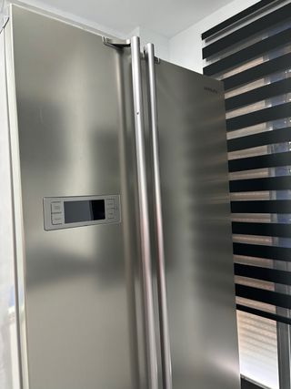 Recambios frigo americano Samsung.