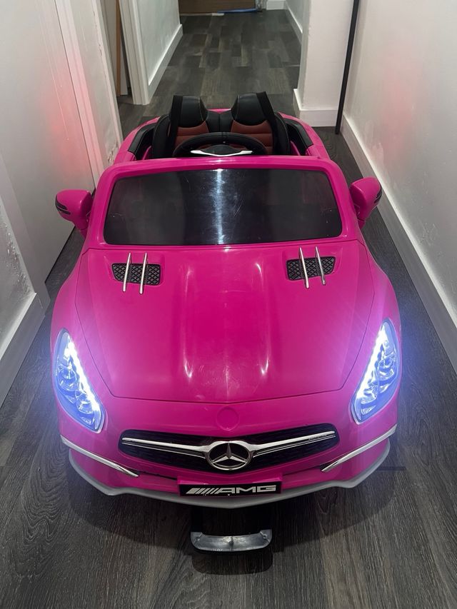 Coche infantil 12v. Mercedes