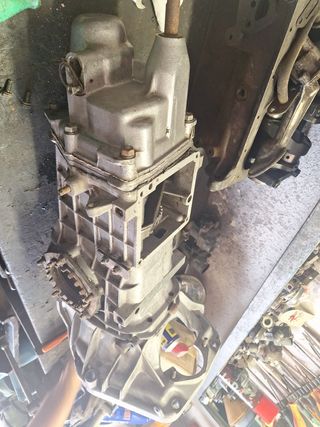 Caja de cambios seat 600 E