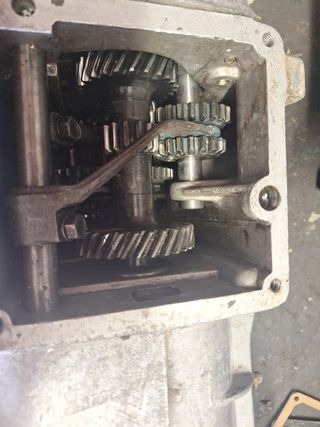 Caja de cambios seat 600 E