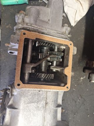 Caja de cambios seat 600 E