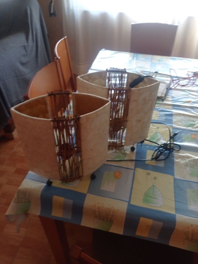 Lote de  juegos de dos Lamparas