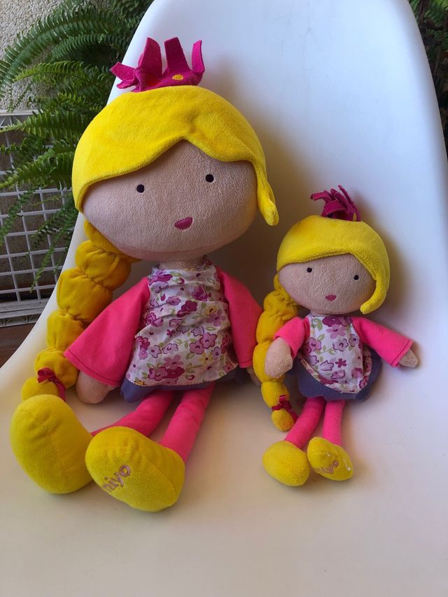 Pareja peluches hermanas