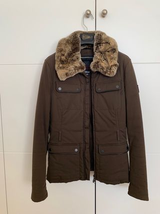 Cazadora Belstaff mujer. 