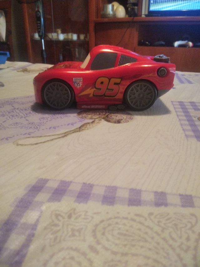 Coche pulsador Rayo McQueen