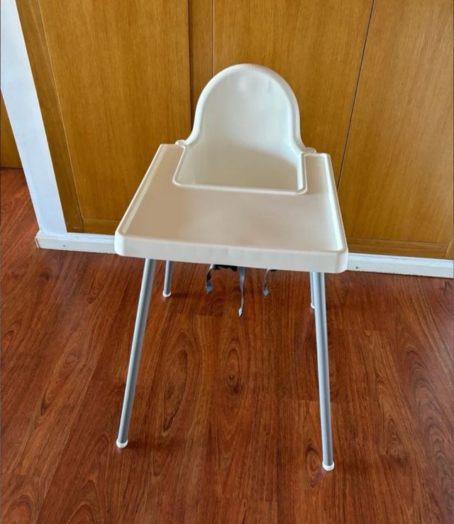 Trona IKEA modelo Antilop