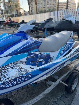 Yamaha VX Deluxe