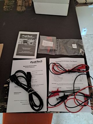 Fuente de Alimentación DC Peaktech 1560