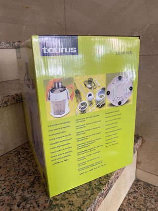 LICUADORA TAURUS