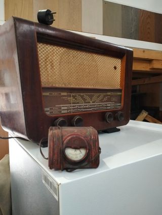 Radio antigua coleccionista