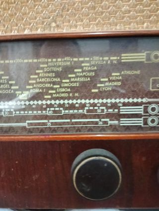 Radio antigua coleccionista