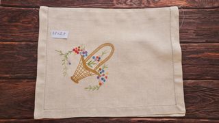 Portabiancheria vintage in lino