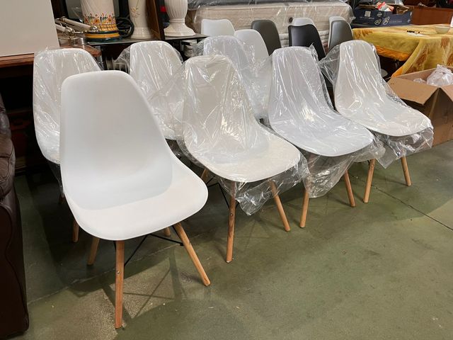 SILLAS NUEVAS! DISPONIBLE EN 3 COLORES