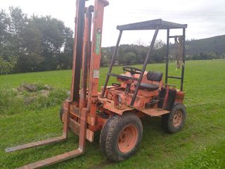 Carretilla 4x4 Ausa todoterreno