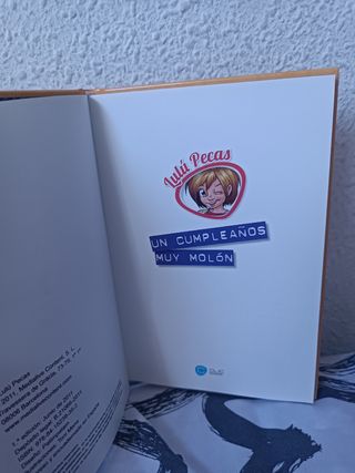 Libro "Un cumpleaños muy molón"