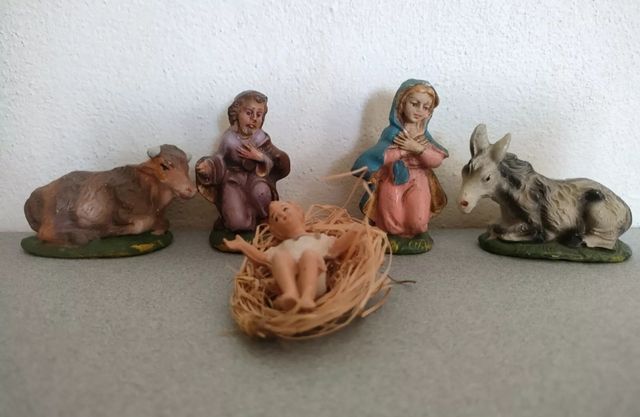 Presepe vintage con capanna